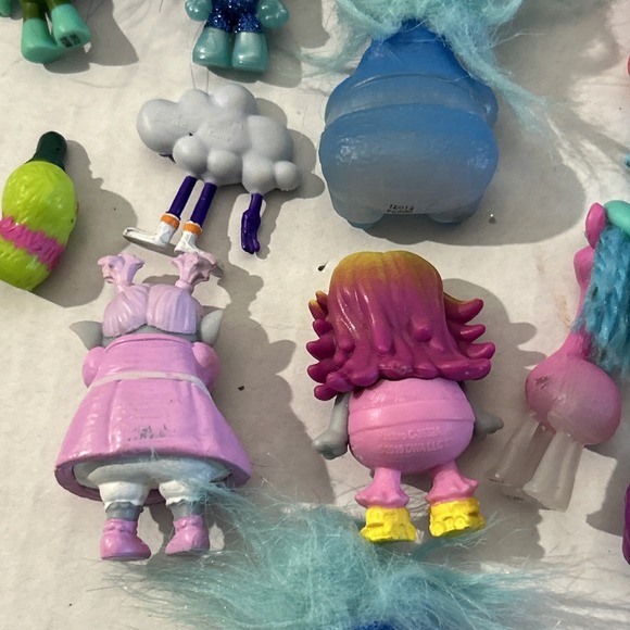 DreamWorks Trolls World Tour Toy Dolls HUGE Lot Figures - Picture 10 of 12